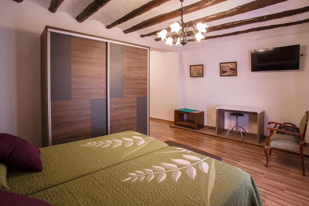 B&B Casa Forcada Enate ภายนอก รูปภาพ