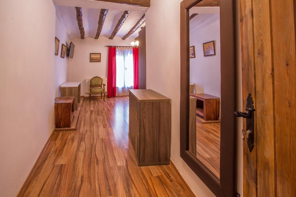 B&B Casa Forcada Enate ภายนอก รูปภาพ