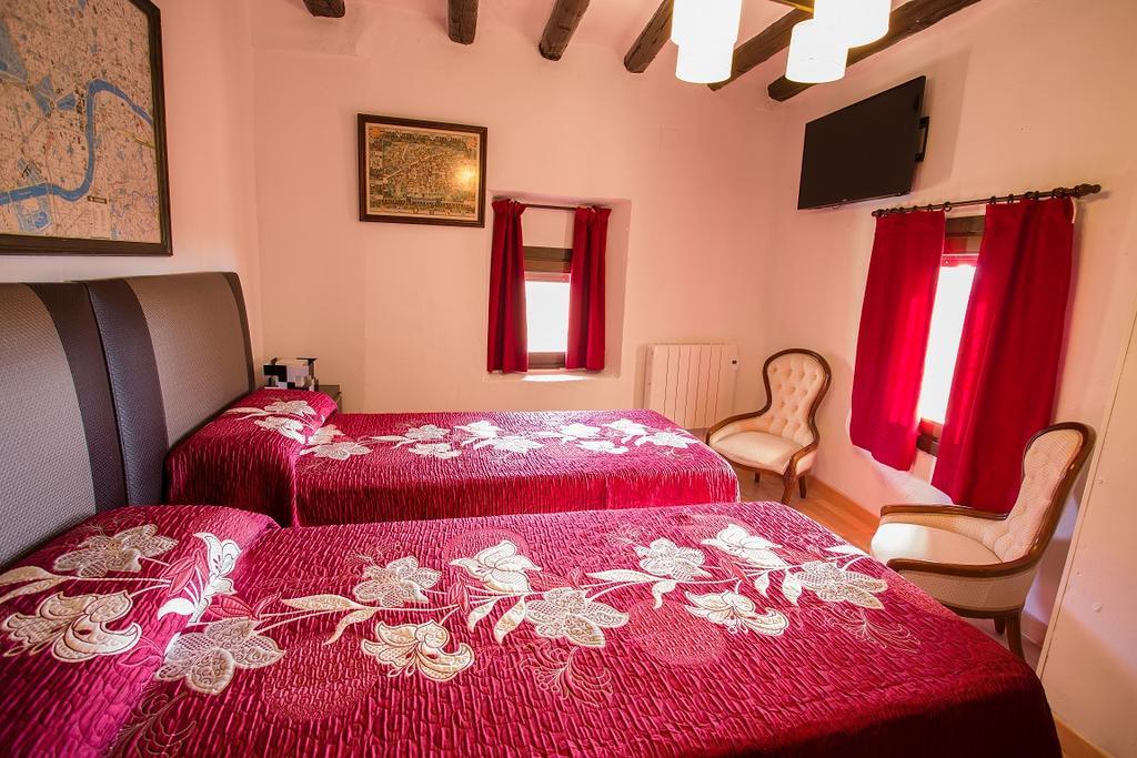 B&B Casa Forcada Enate ภายนอก รูปภาพ